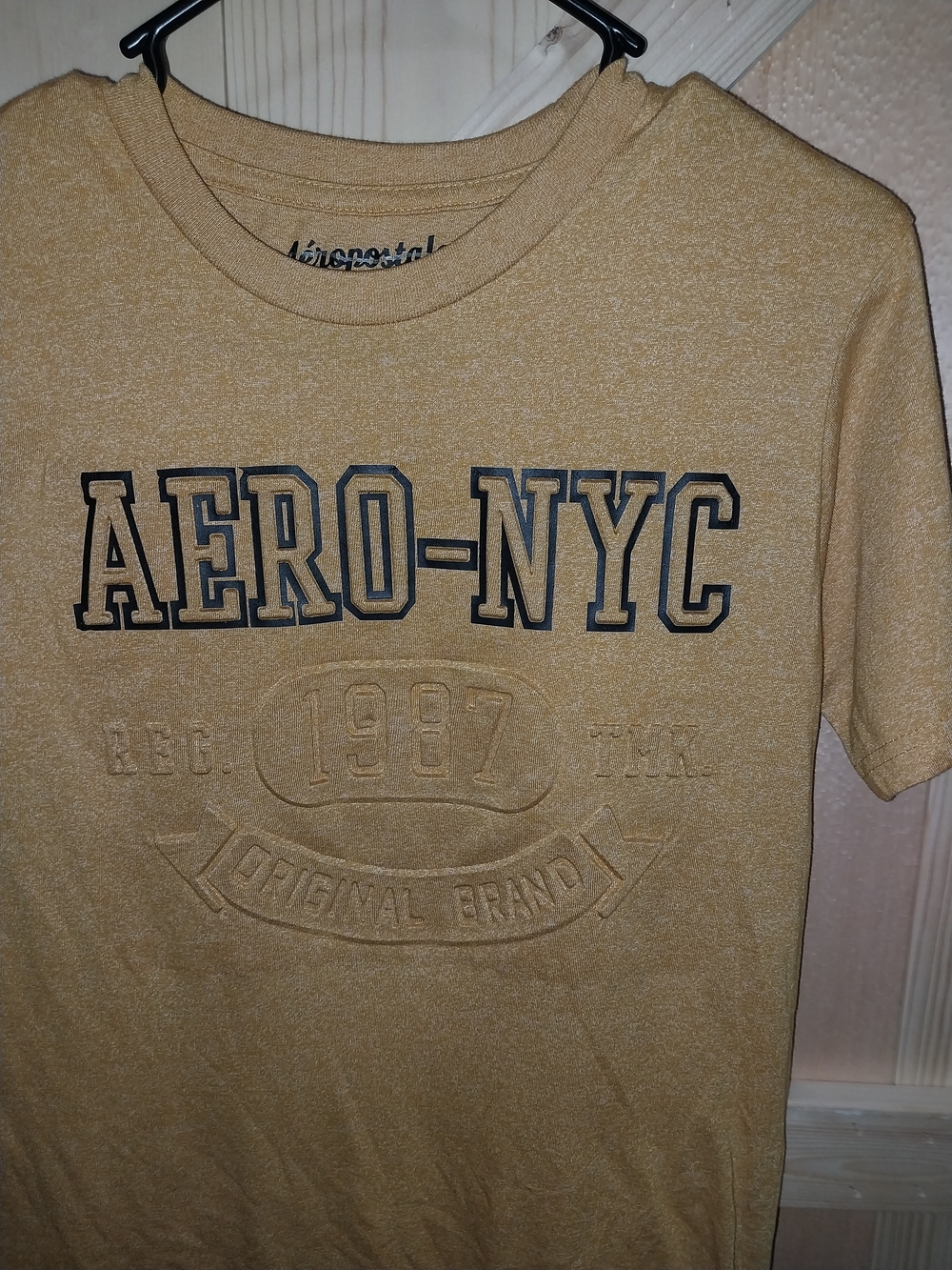 AERO-NYC Men's Short Sleeve T-Shirt in Mustard - Picture 3 of 4